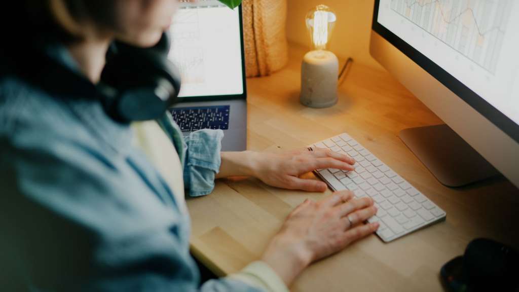 The Best Ergonomic Keyboard for Mac Users Top 5 2023